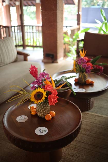 Floral detail and Lounge — Arrival / Lobby decor — Alila Diwa Goa